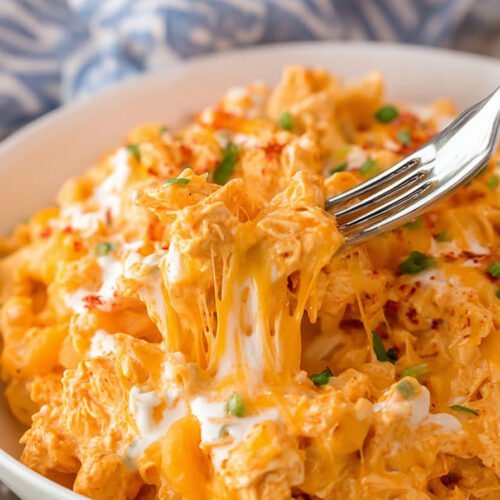 Buffalo Chicken Mac and Cheese for Creamy Slow Cooker Dinner extra recipe photo